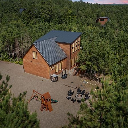 Pines And Recreation Villa Broken Bow Exteriör bild