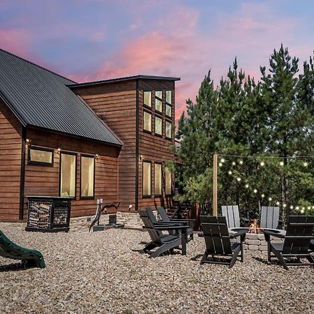 Pines And Recreation Villa Broken Bow Exteriör bild